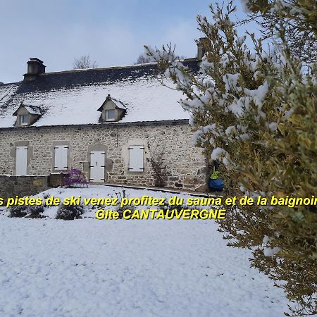 Gite CANTAUVERGNE Villa Vebret Esterno foto