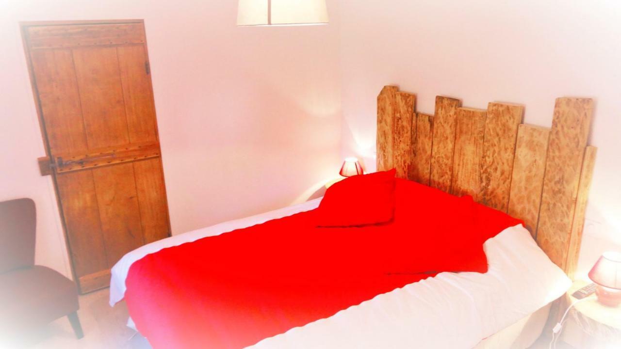 Gite CANTAUVERGNE Villa Vebret Esterno foto