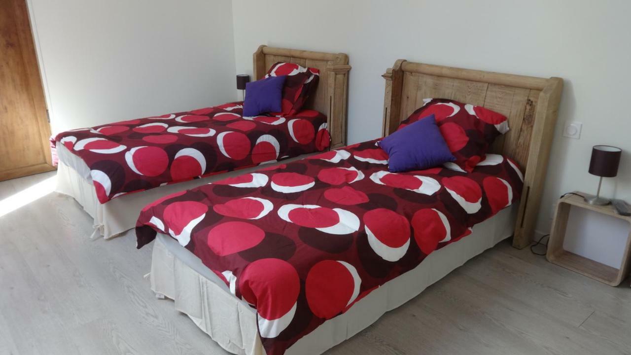 Gite CANTAUVERGNE Villa Vebret Esterno foto