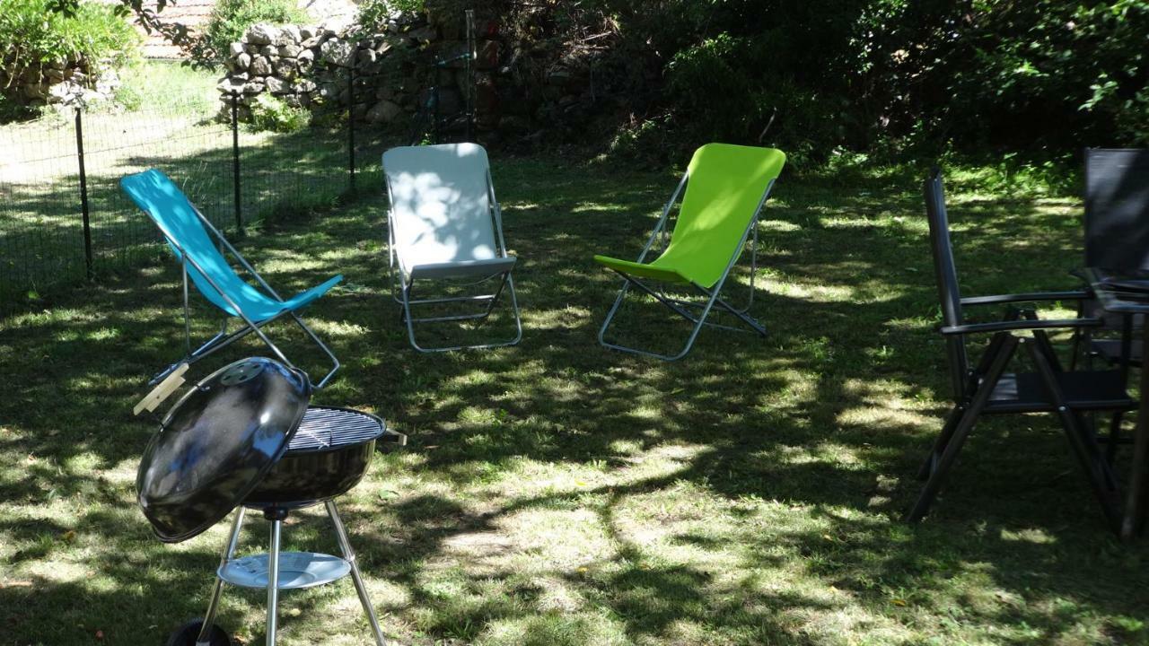 Gite CANTAUVERGNE Villa Vebret Esterno foto